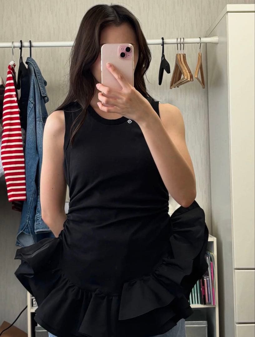 【新品未使用】Bibiy.IRIS RUFFLE TOP（BLACK）