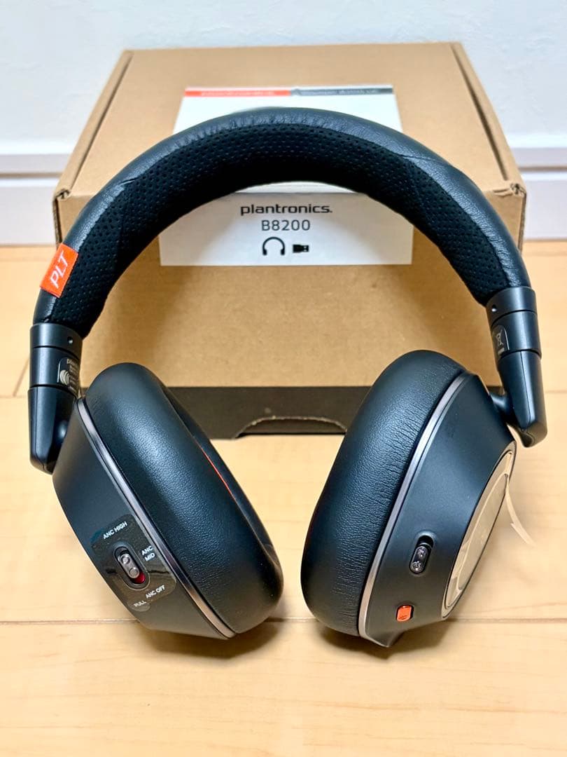 【激レア美品】Voyager 8200 UC テレワーク高級ヘッドセット 箱完備