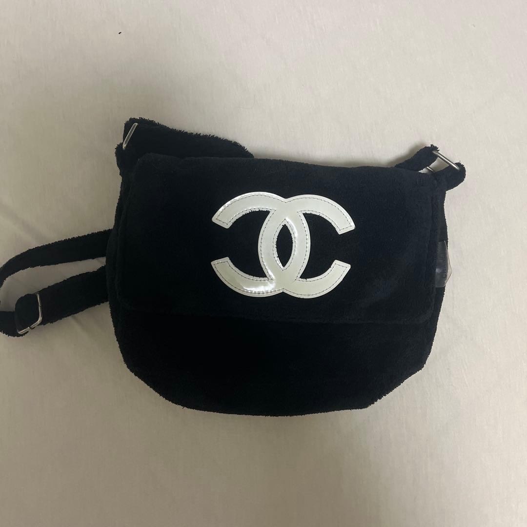 CHANEL シャネル ノベルティ ショルダーバッグ テヒョン v テテ