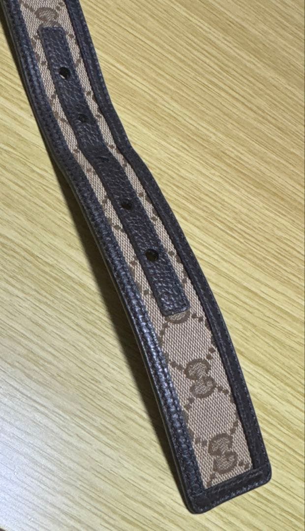 GUCCI GGキャンバス ベルト レザー シグネチャー メンズ　中古