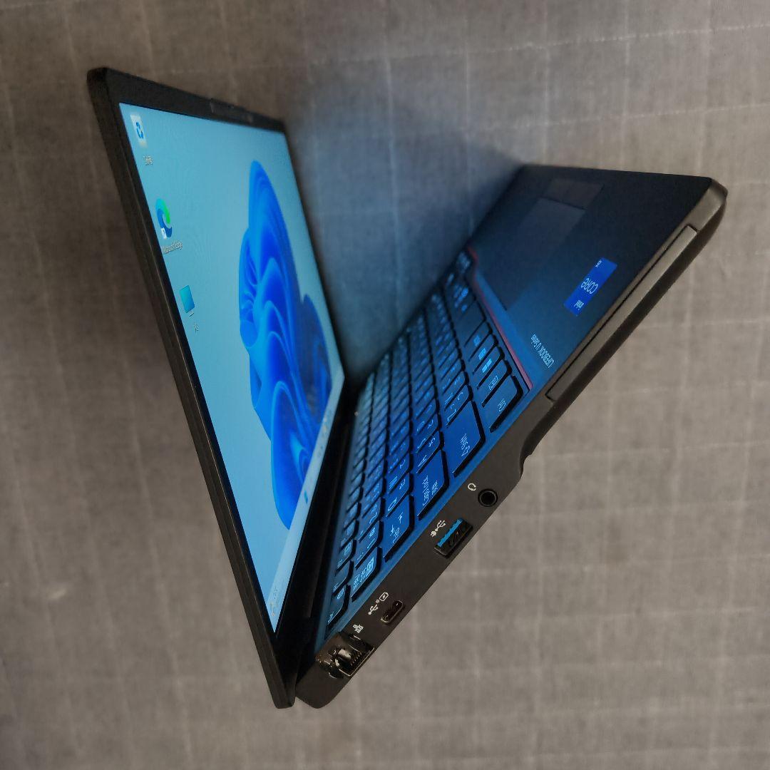 日本製 Fujitsu 爆速 13世代 i5 16GB 新品 1TB 軽量薄型