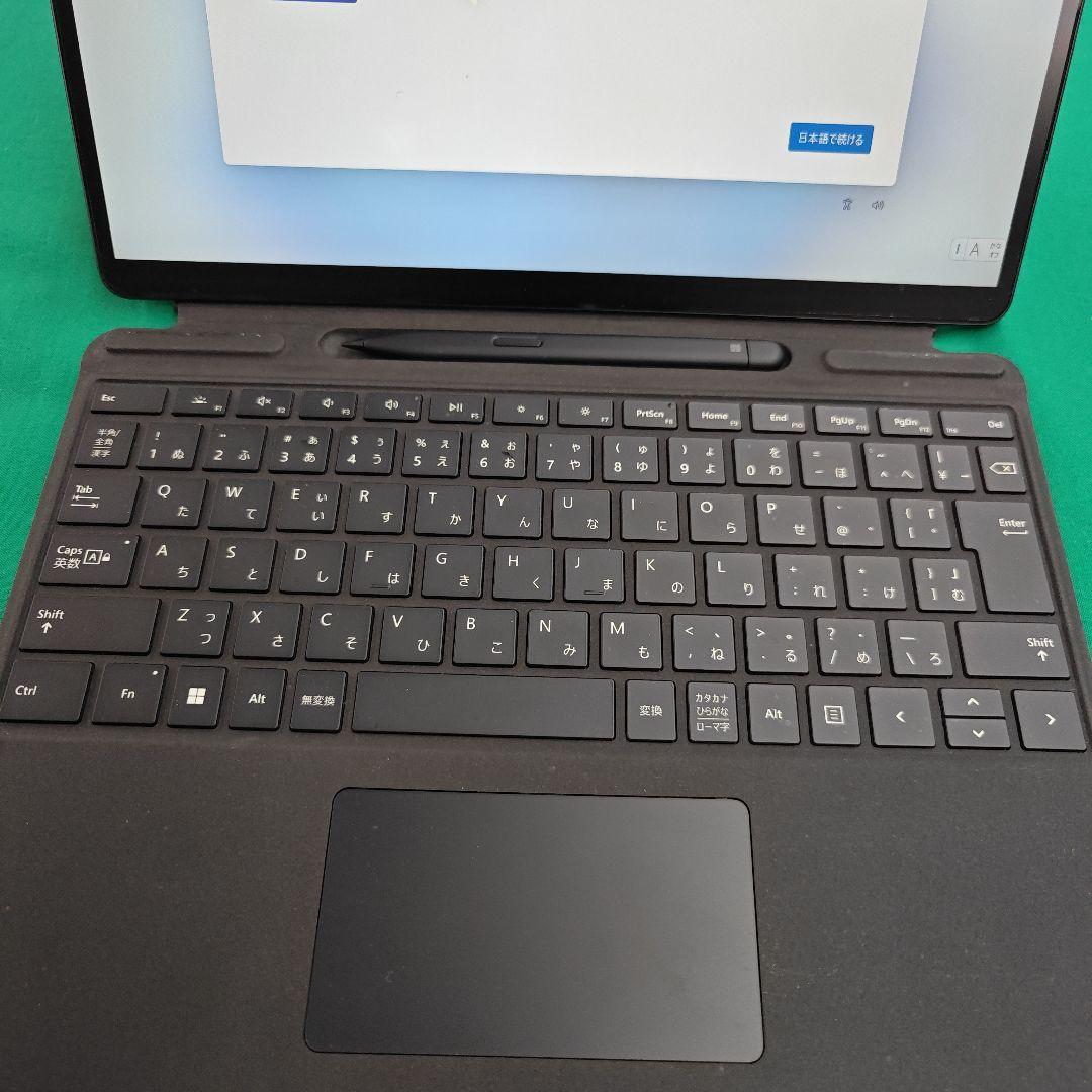 Surface Pro 8 本体+キーボード+ペン付 i5 8GB/256 GB