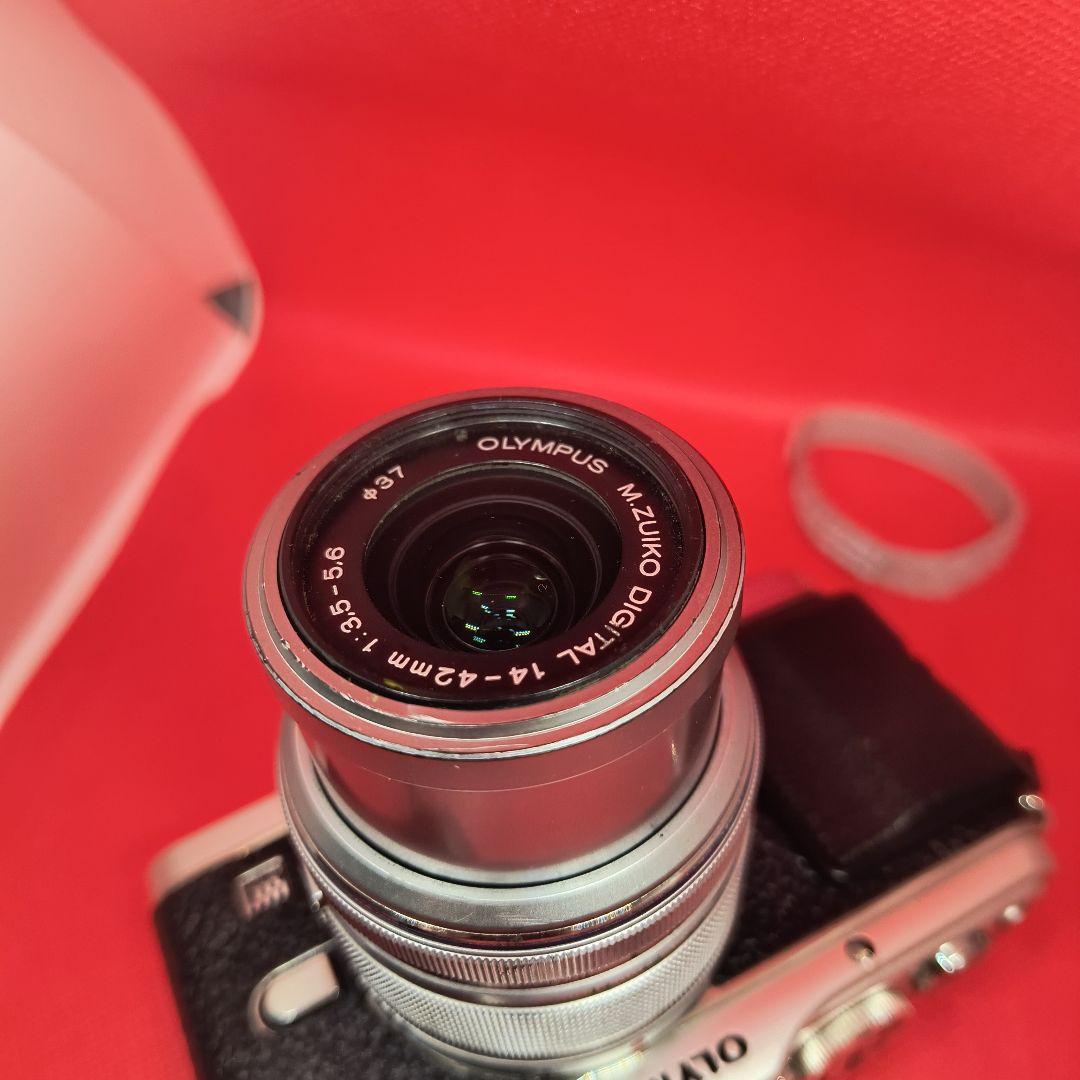 OLYMPUS ミラーレス一眼カメラ E-P3 標準ズームレンズ付