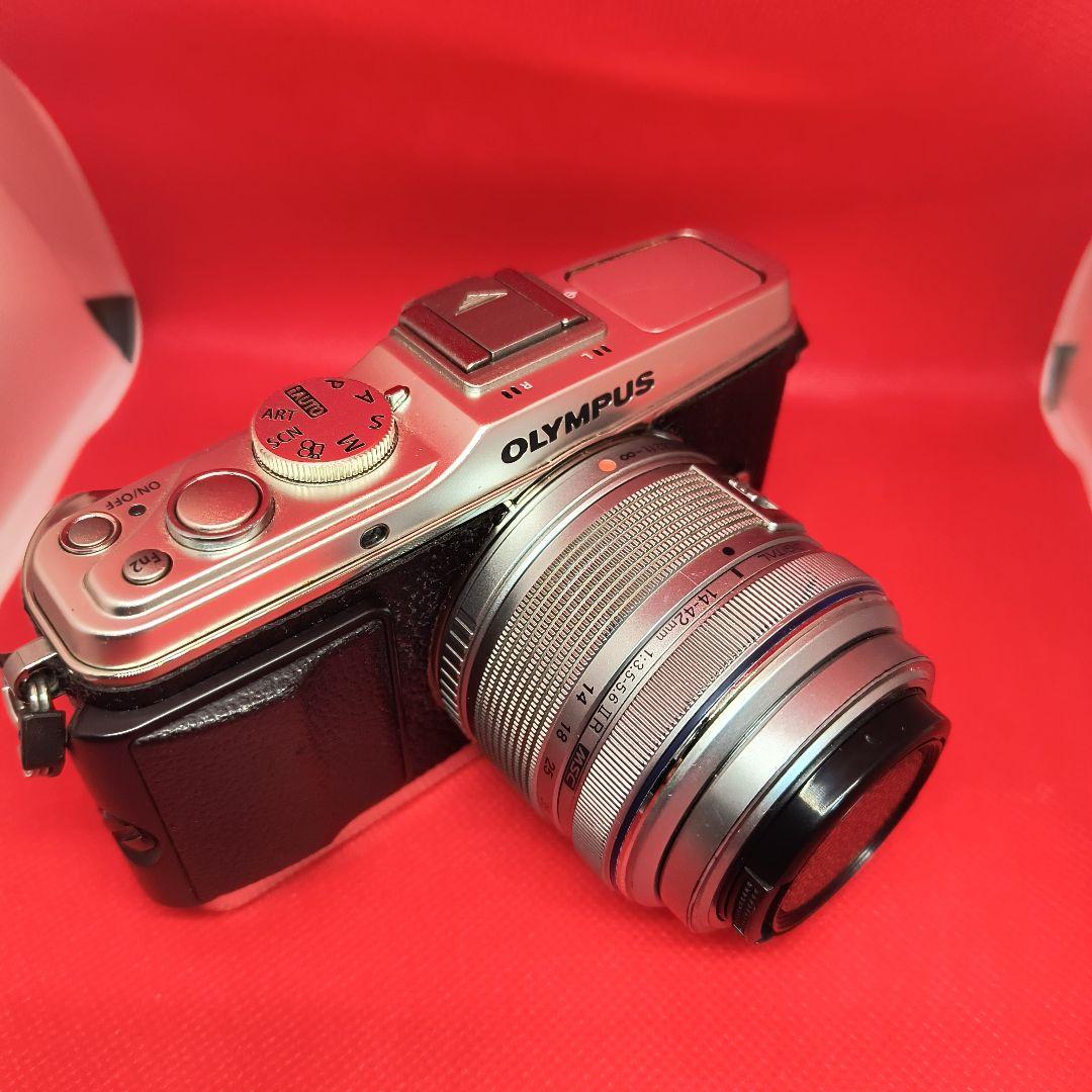 OLYMPUS ミラーレス一眼カメラ E-P3 標準ズームレンズ付