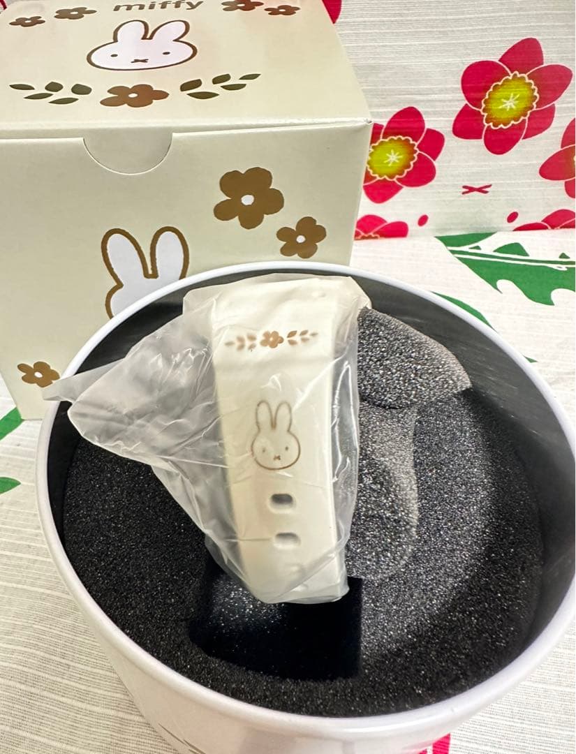 ミッフィースタイル限定　BABY-G 時計　ミッフィーモデル非売品ノベルティ付き