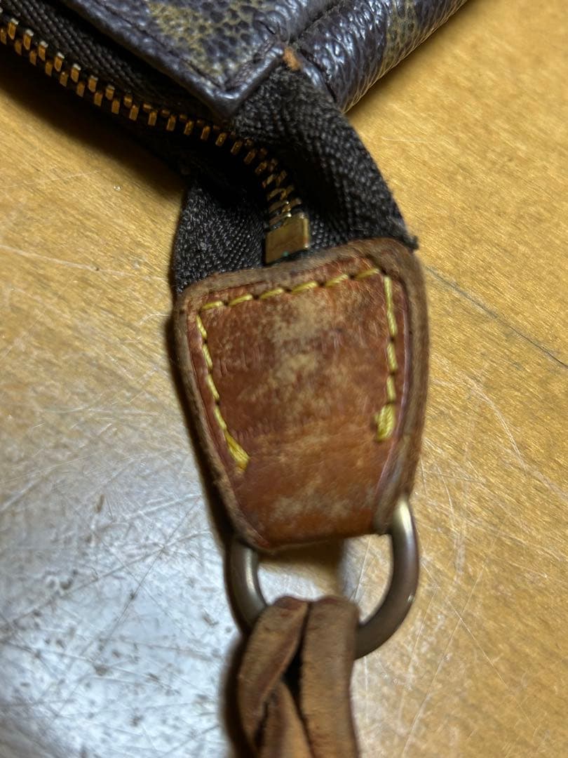 LV ルイ•ヴィトン カバン ポーチ 女性