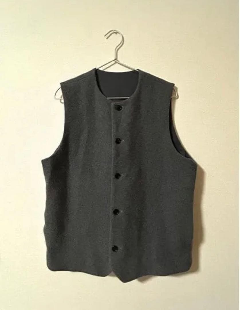 【最終値下げ】CONFACT ウールモッサークルーネックベスト　ダークグレー　4