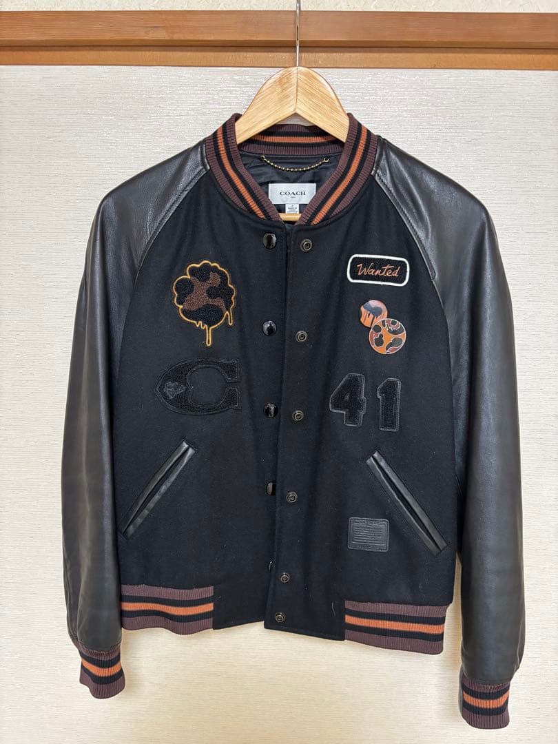 coachスタジャン