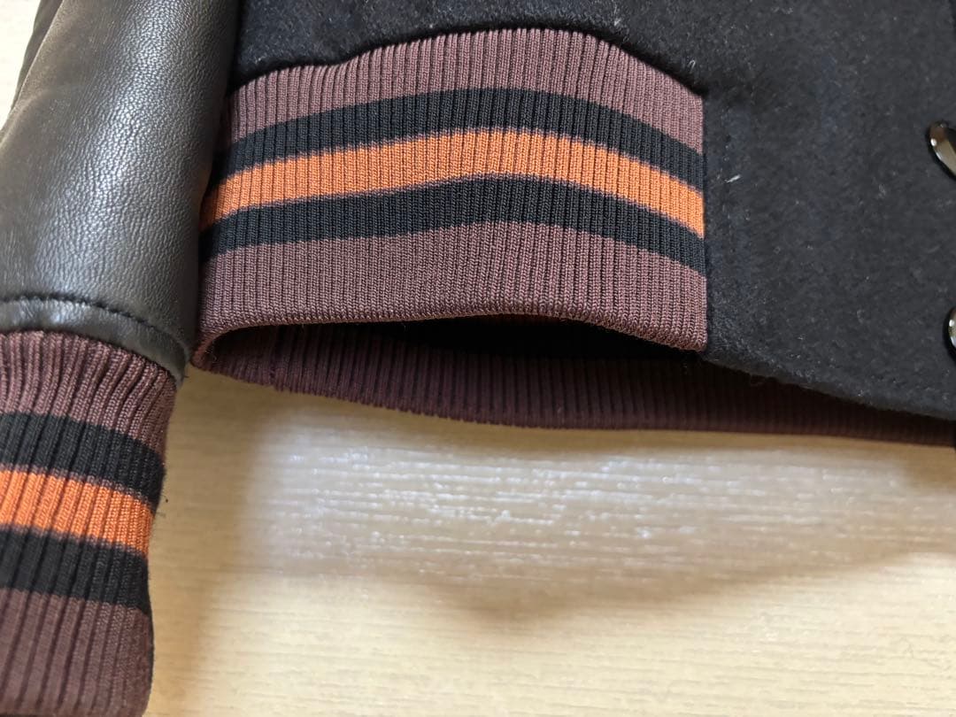 coachスタジャン