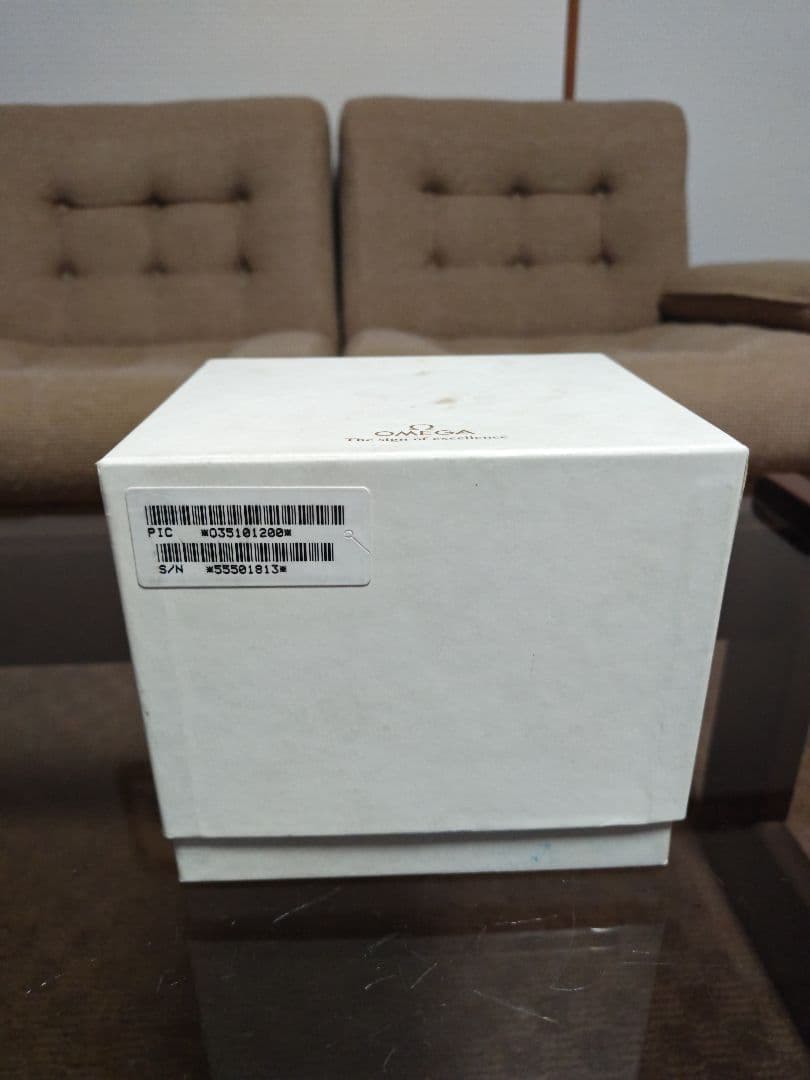 OMEGA Speedmaster 赤 シューマッハ　cart用タイヤケース