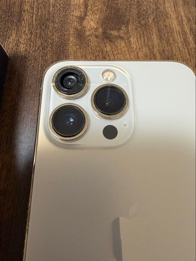 iPhone13 Pro 1TB ゴールド SIMフリー カメラレンズ傷あり