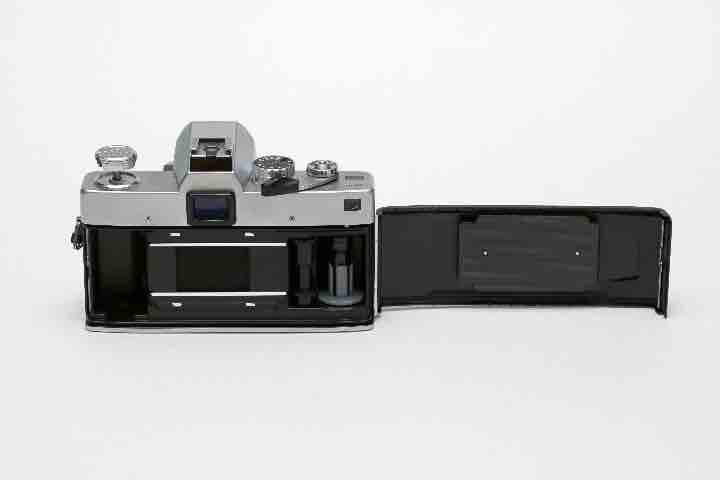 ミノルタ SR505  フィルムカメラ　オールドレンズ付　超超貴重品　昭和レトロ