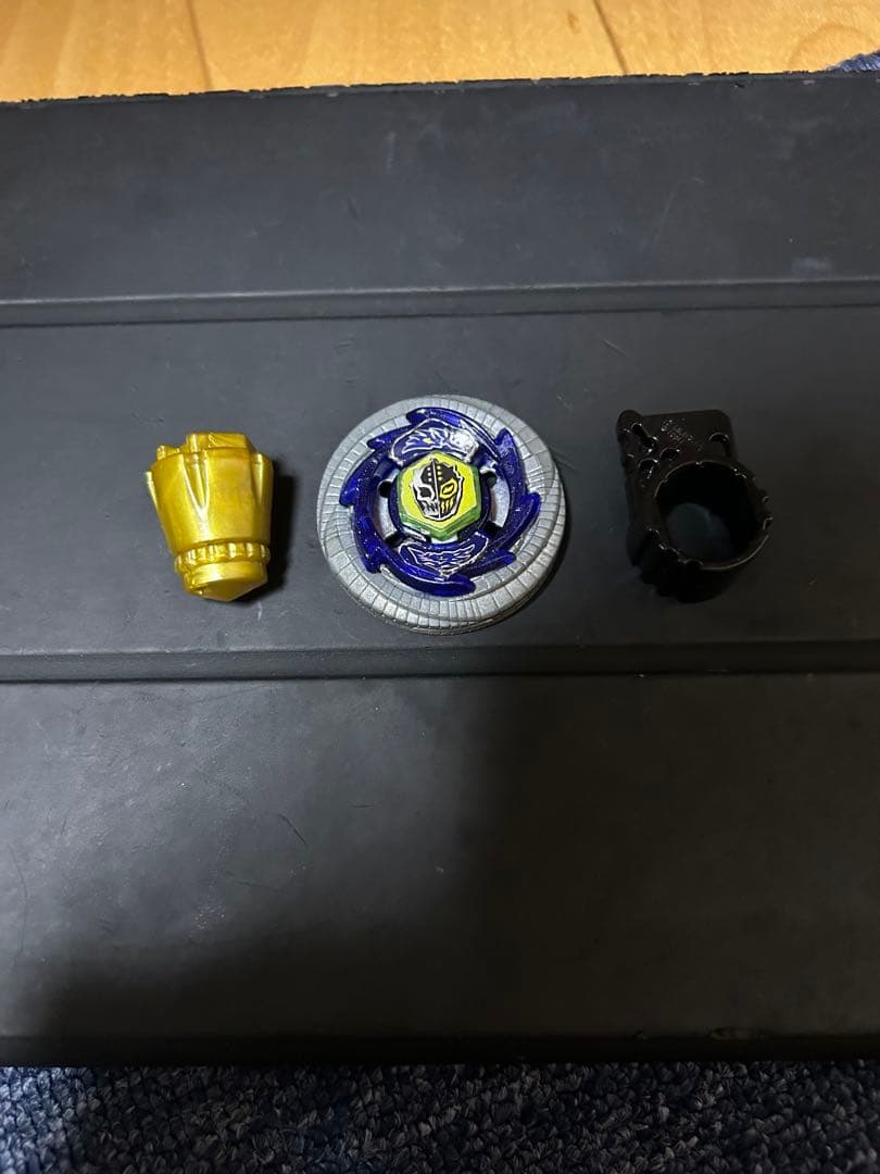 メタルファイトベイブレード　デュオウラヌス　ネジ付き