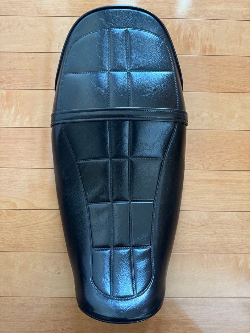 MYOGA ブラック シート キルティングデザイン　z900rs 半艶