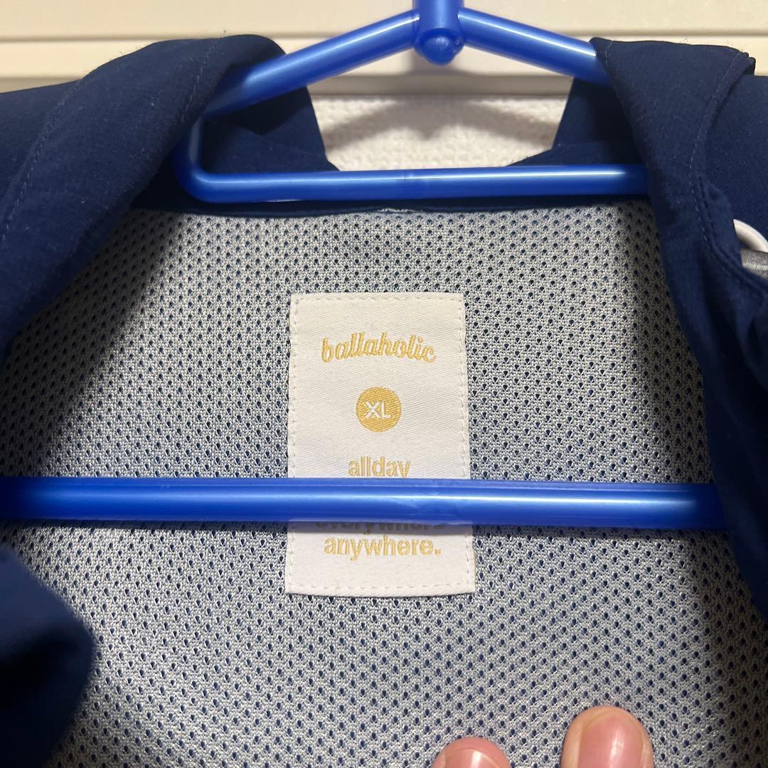 ballaholicウィンドブレーカー