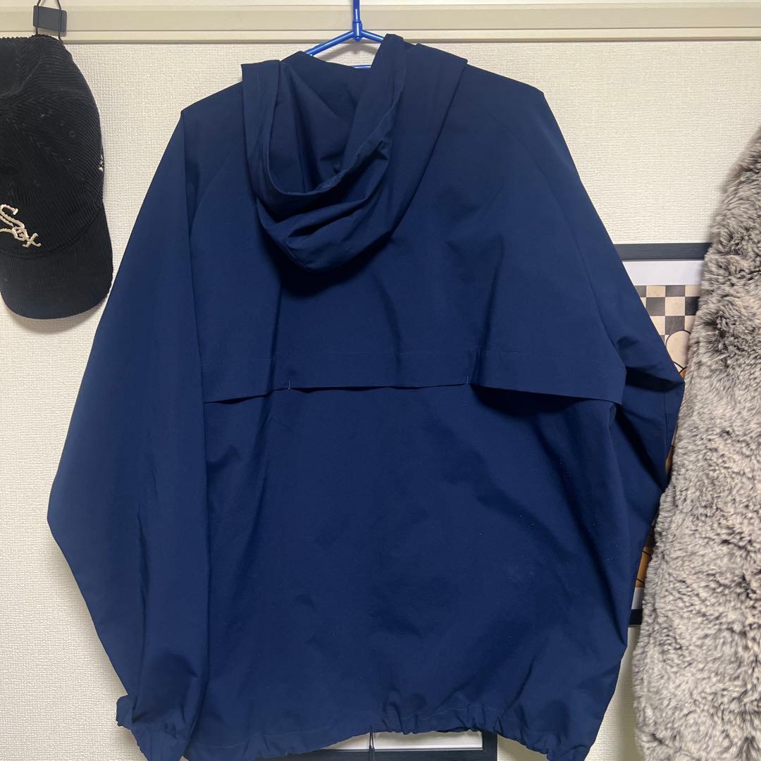 ballaholicウィンドブレーカー