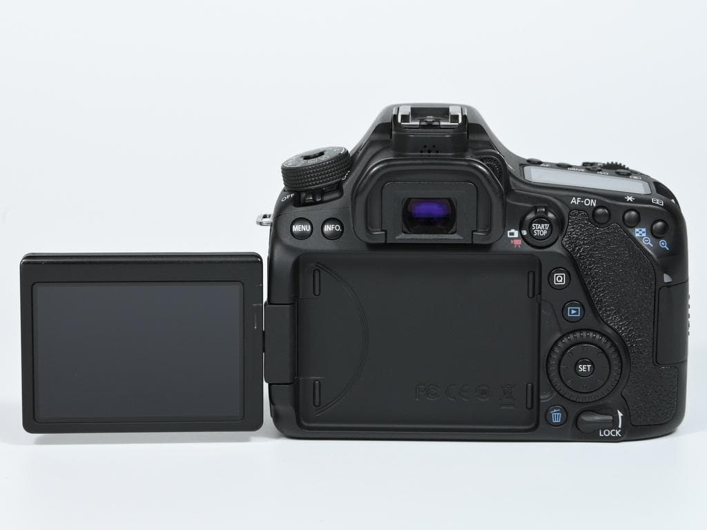 【美品】 キヤノン　Canon EOS 80D ボディ