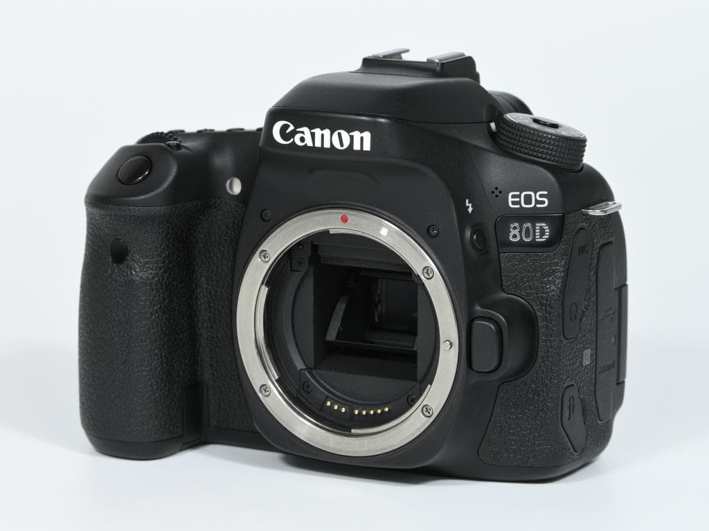 【美品】 キヤノン　Canon EOS 80D ボディ