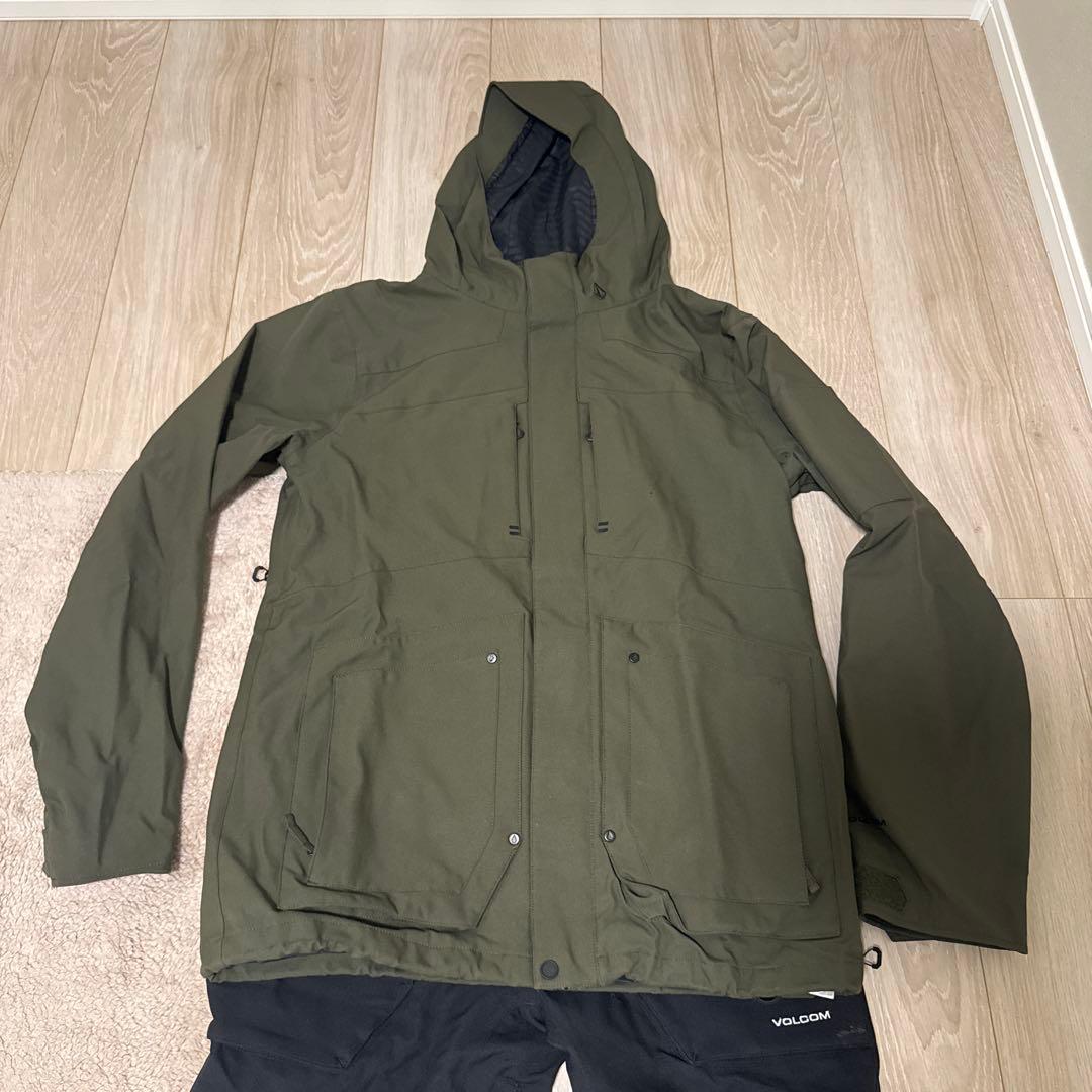 VOLCOM（ボルコム） スノージャケット＆サロペット