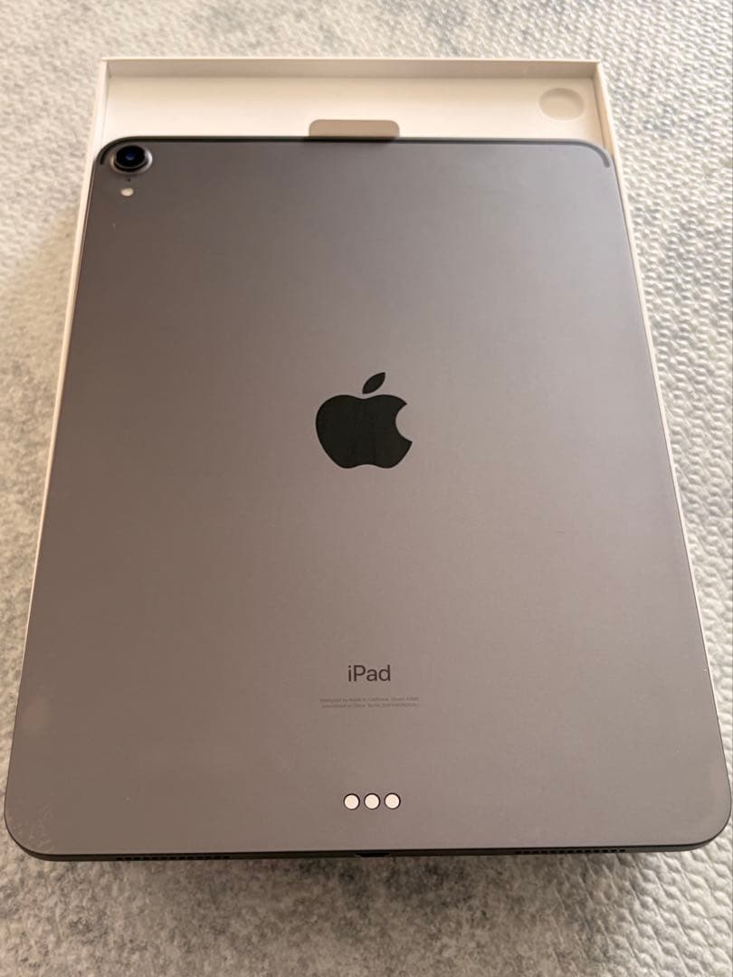 iPad Pro 11インチ 第1世代　64GB 美品