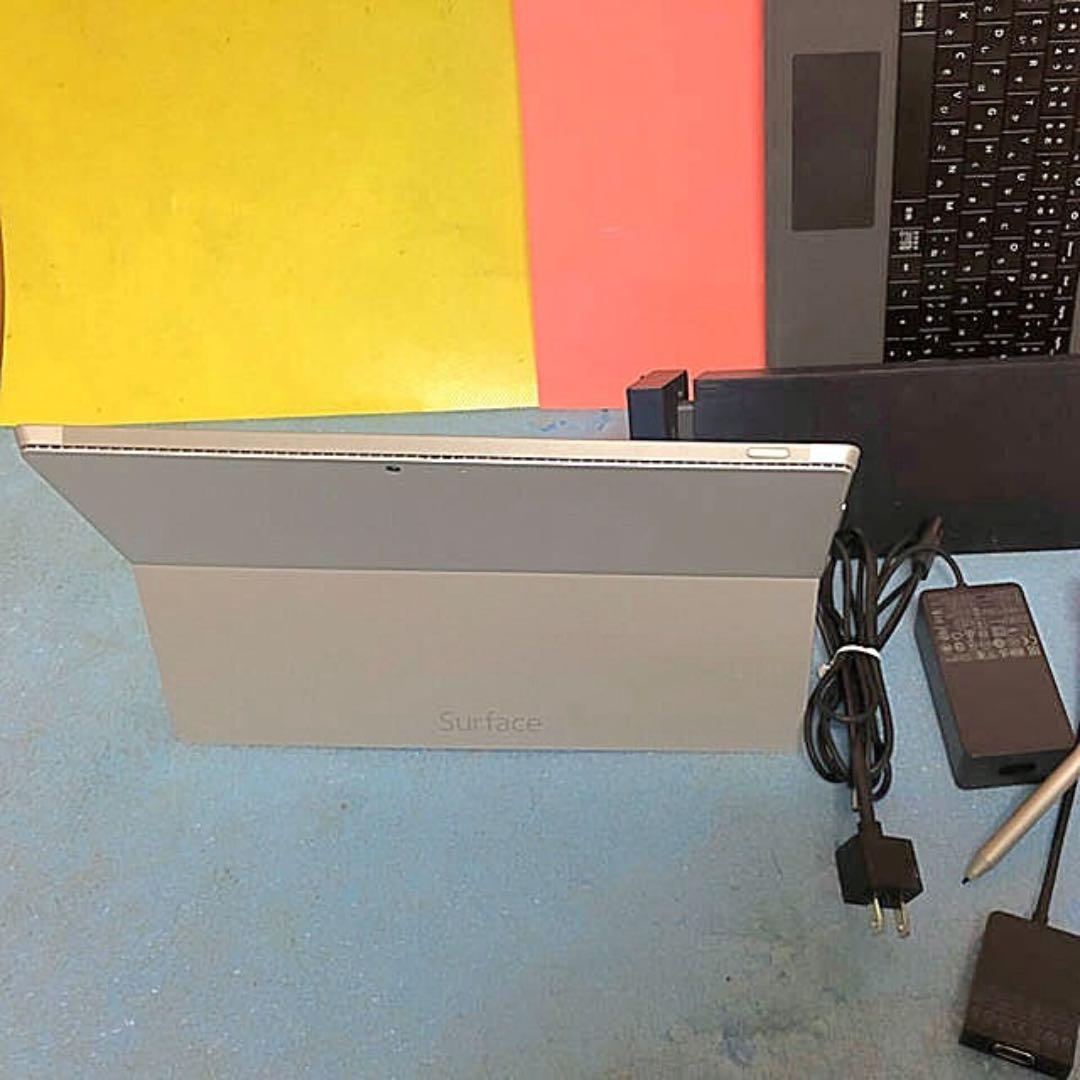 Microsoft Surface Pro3 128GB office付属品満載