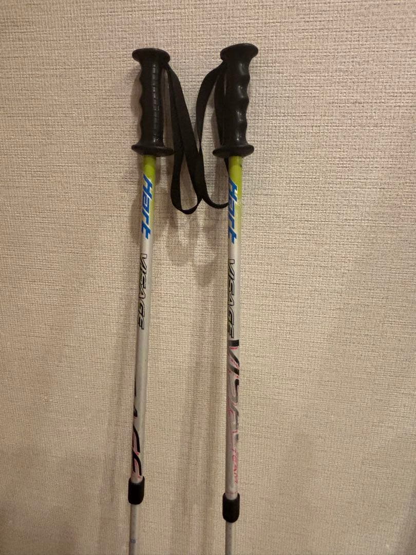 子供用スキー3点セット　スキー板120 、スキーブーツ23 、伸縮式ストック