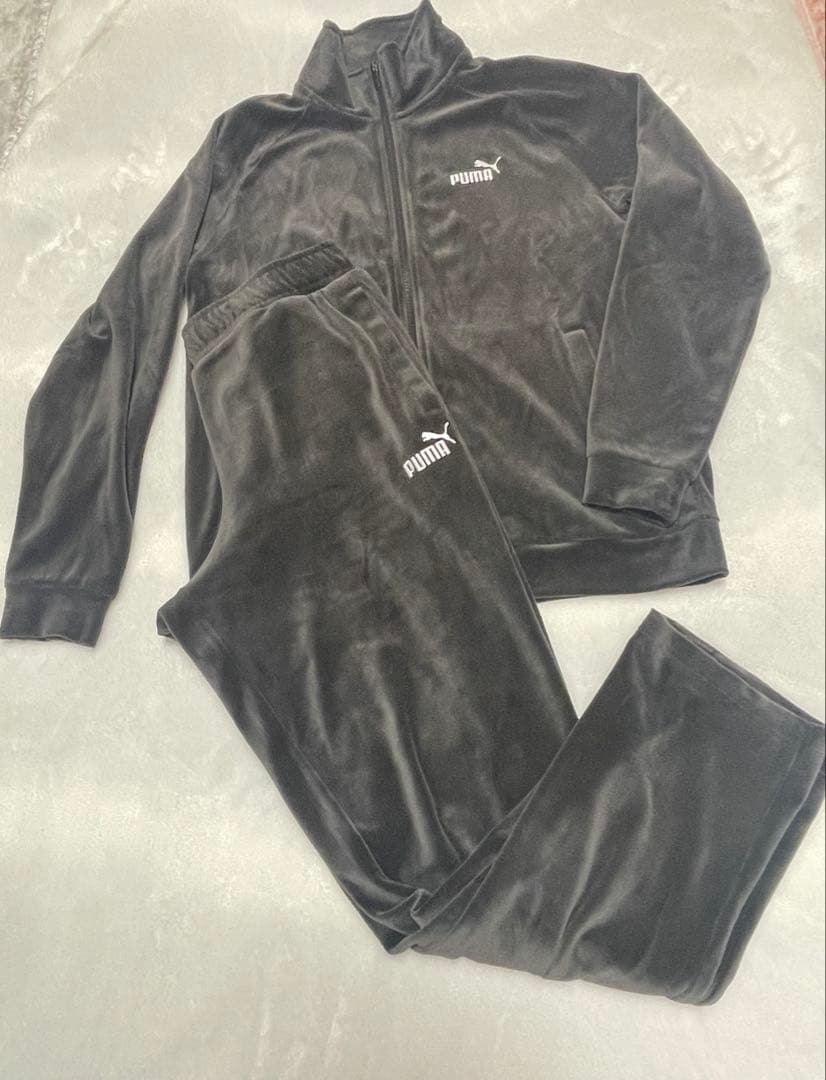 PUMA プーマベロアトラックジャケットセットアップ,(M & XL)