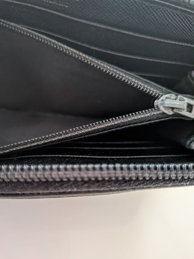 【美品】PRADA プラダ ラウンドファスナー サフィアーノレザー レザー