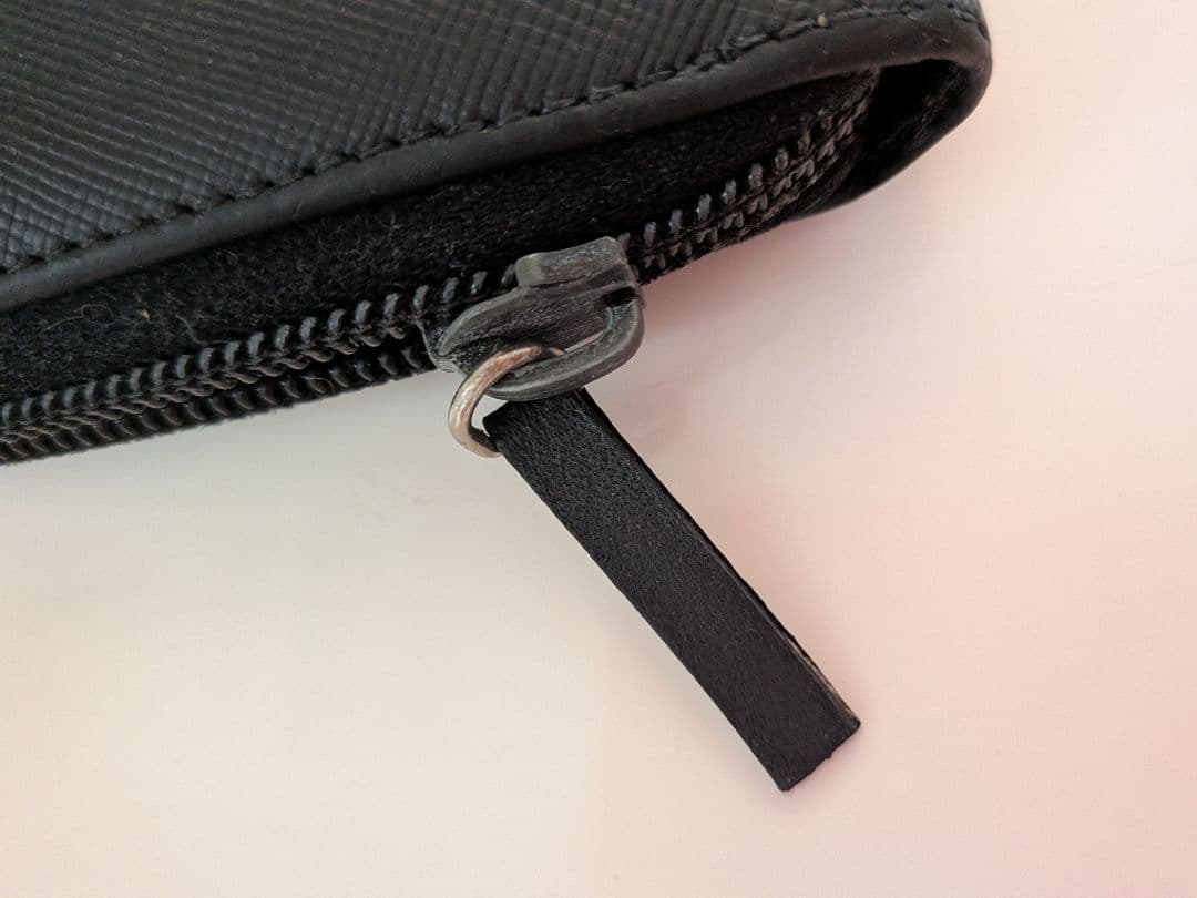 【美品】PRADA プラダ ラウンドファスナー サフィアーノレザー レザー