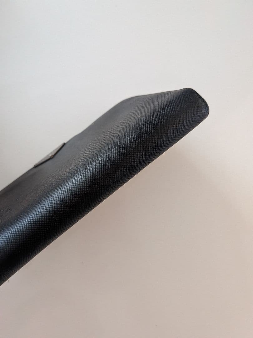 【美品】PRADA プラダ ラウンドファスナー サフィアーノレザー レザー