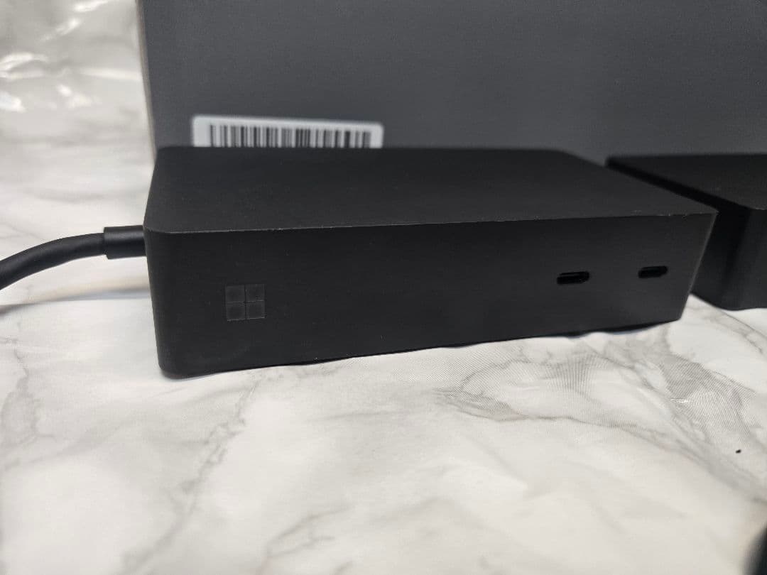 Windowsアクセサリー Microsoft Surface Dock 2 SVS-00013