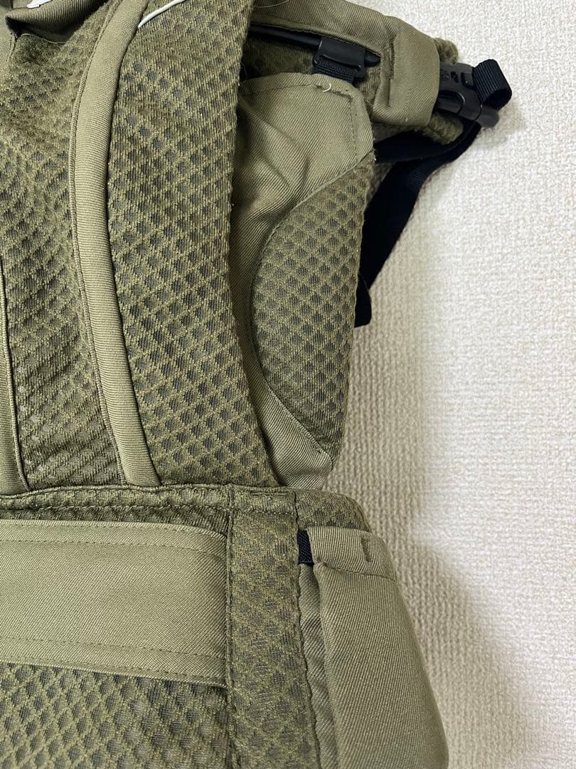 【美品】エルゴ オムニブリーズ カーキ 前向き