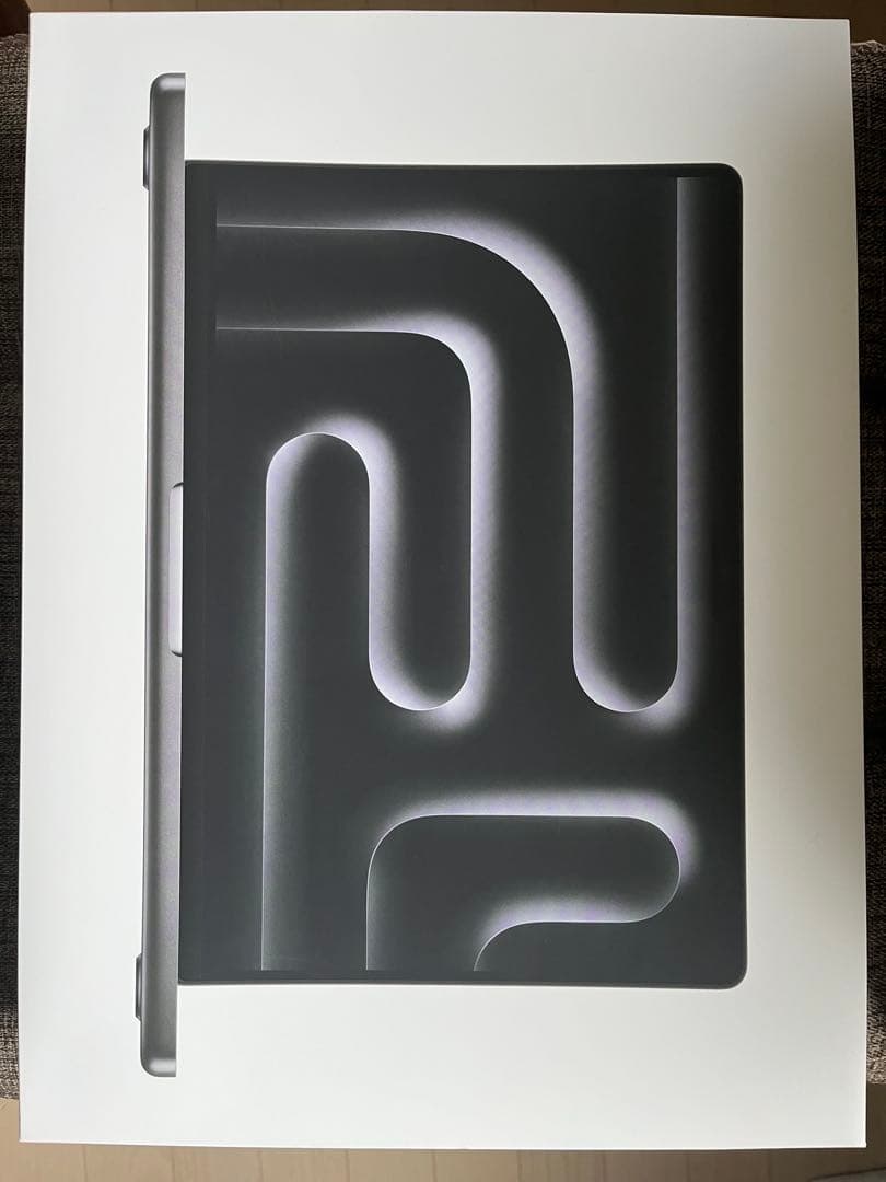 MacBookPro 14インチ M3Pro メモリ18GB/1TB【超美品】