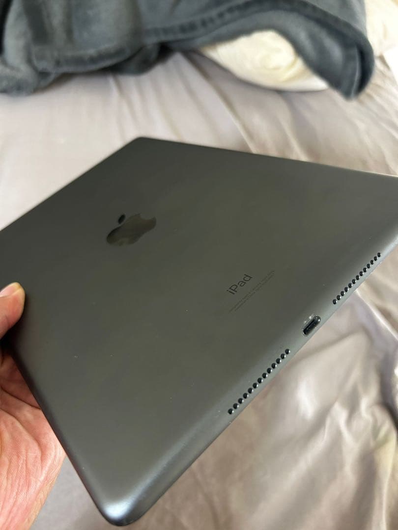 Apple iPad (第9世代) 64GB