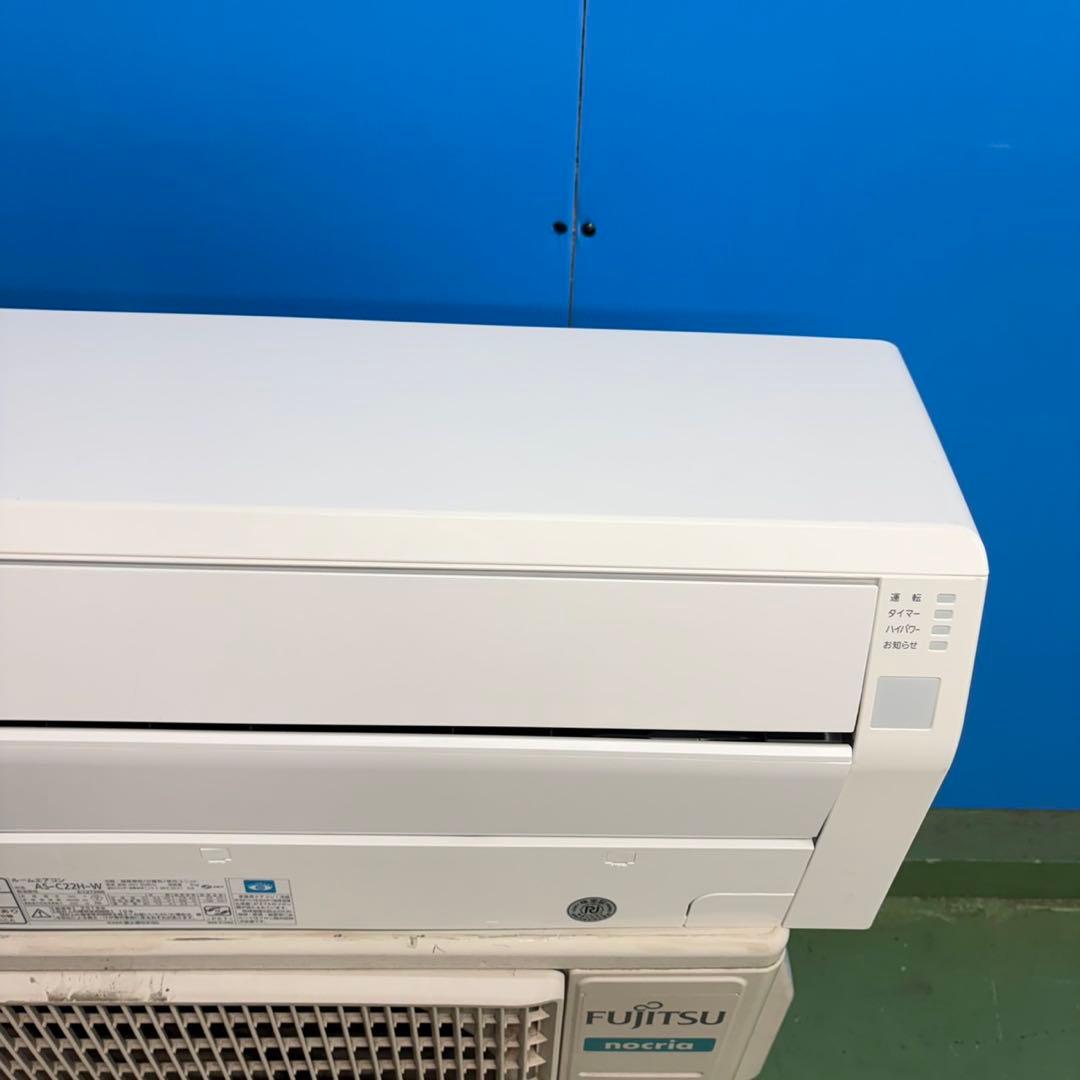 725 モデルルーム展示品　ルームエアコン　容量2.2kw 6畳〜8畳向け