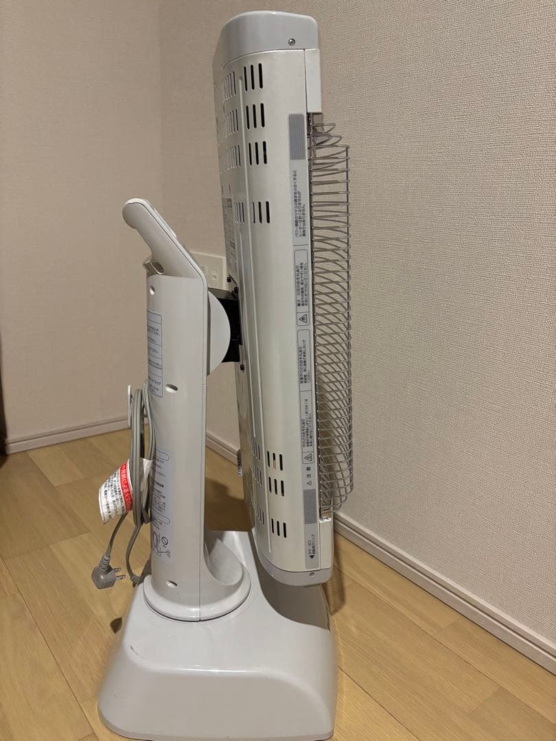DAIKIN 遠赤外線セラミックファンヒーター ERFT11US-W☆説明書付き