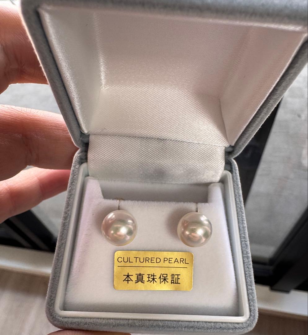 新品　鑑別付き　照り最強　高品質アコヤパールピアス