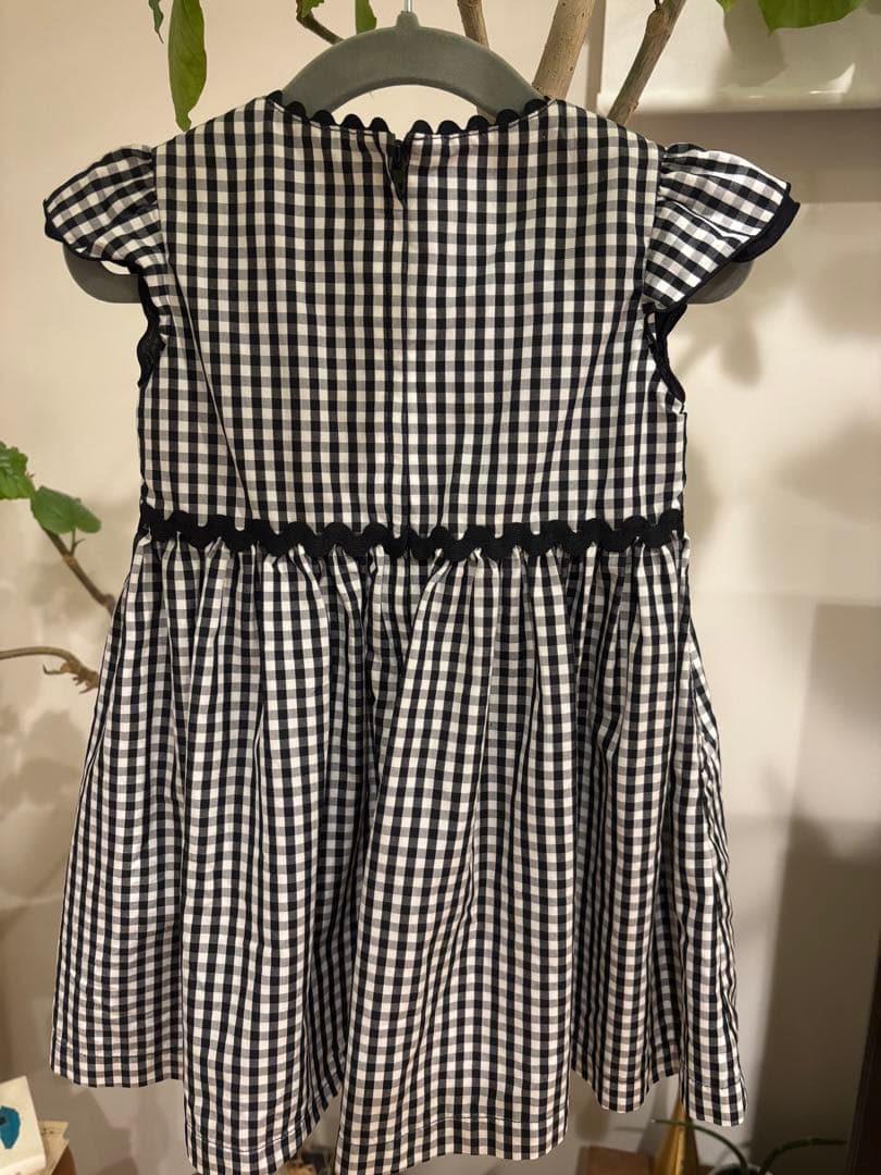 美品！familiar ギンガムチェック フリル袖ワンピース