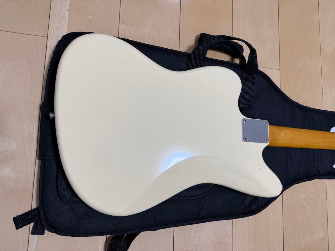 y*い様 Fender Jazzmaster JM66 VWH