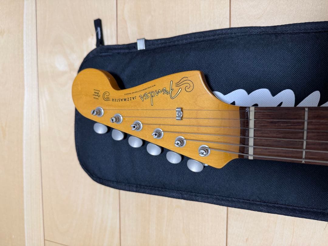 y*い様 Fender Jazzmaster JM66 VWH