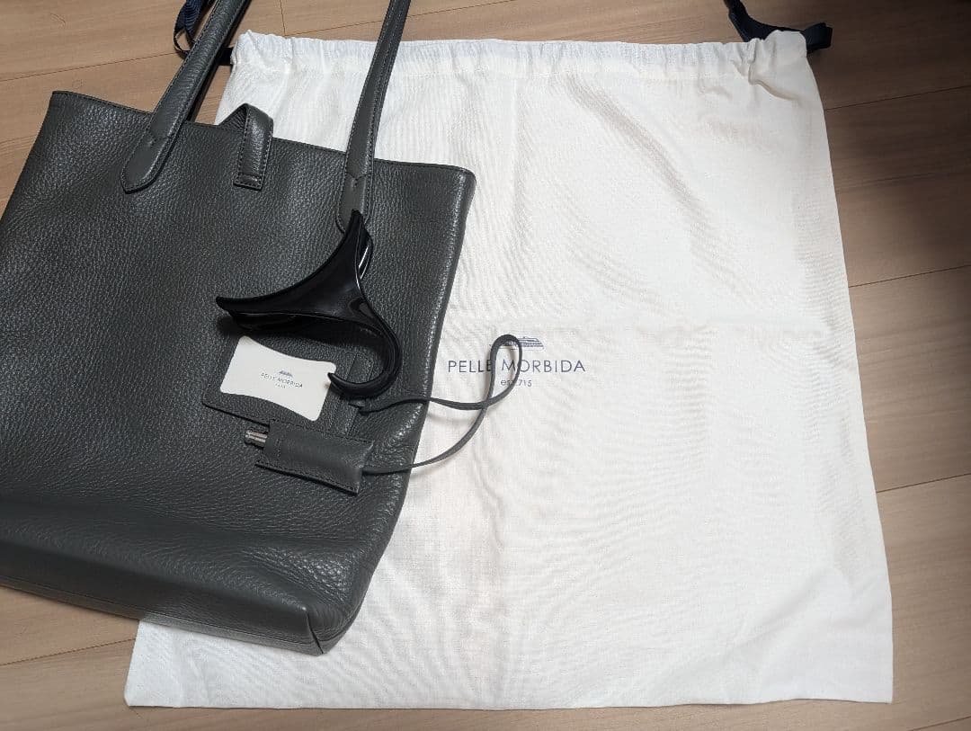 美品　ペッレモルビダ　グレー レザー トートバッグ　PELLE MORBIDA