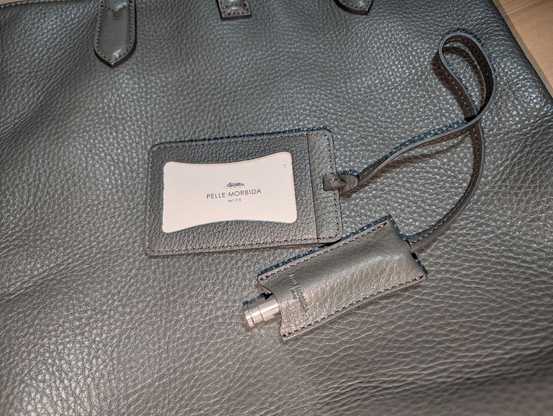 美品　ペッレモルビダ　グレー レザー トートバッグ　PELLE MORBIDA