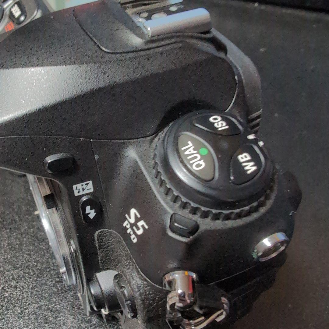 FUJIFILM finepix S5 Pro デジタル一眼レフカメラ