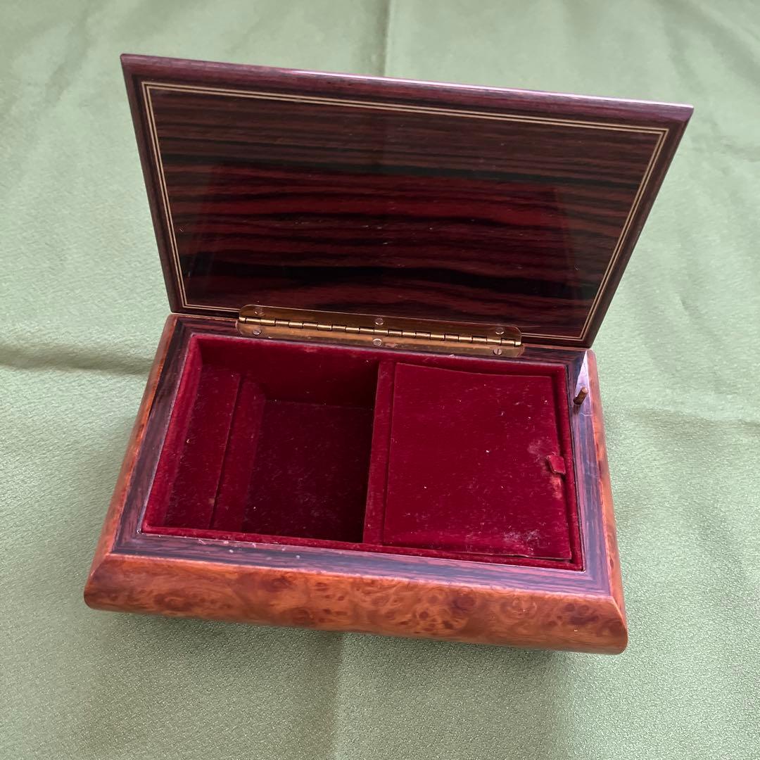 スイス　リュージュ社　オルゴール