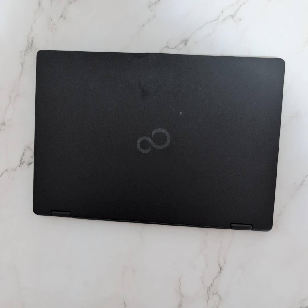 富士通 薄型ノートPC 第10世代core i5 オフィス バッテリー良好