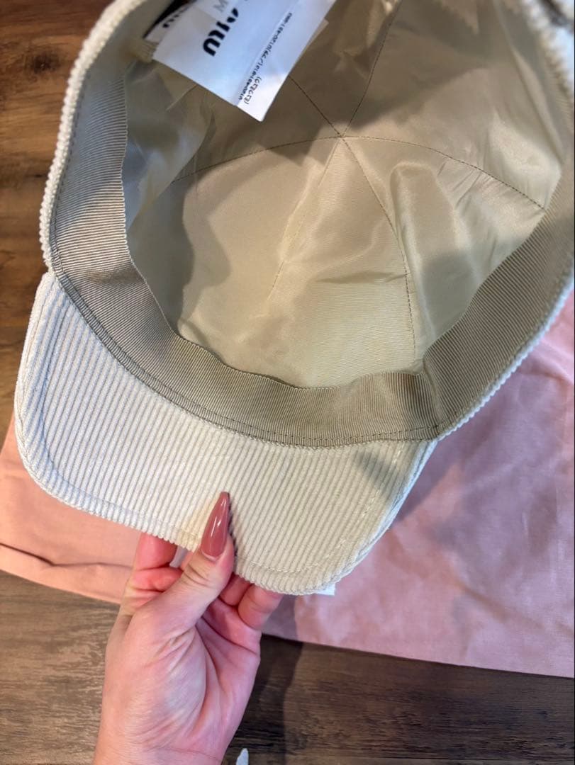 miu miu コーデュロイキャップ Mサイズ