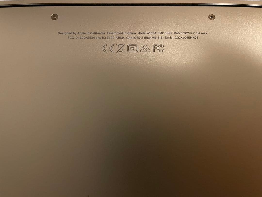 ゴールド MacBook 本体