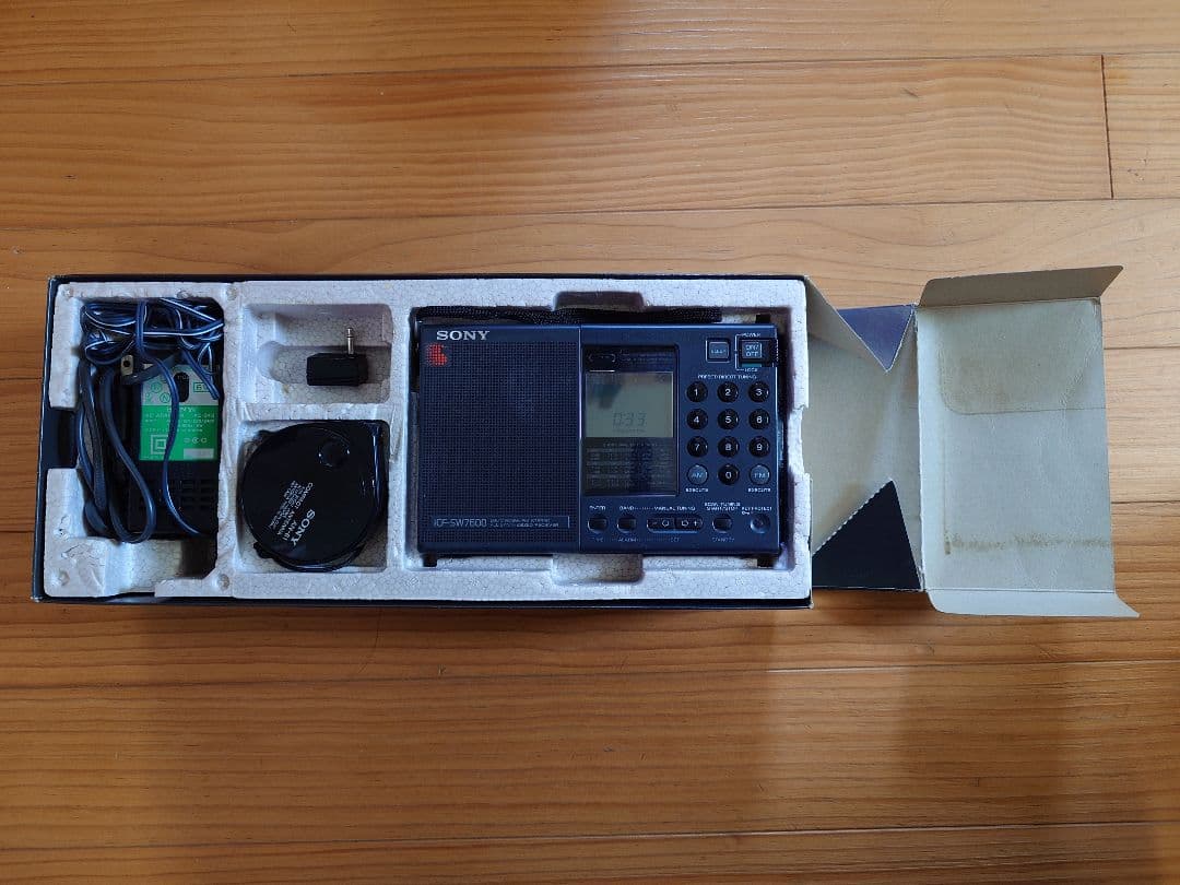 【希少】SONY ラジオ ICF-SW7600 箱　ケース付き　ジャンク品として