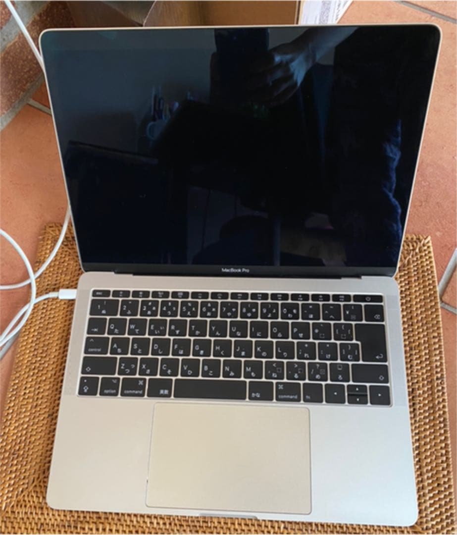 【美品】MacBook Pro 13in 2017