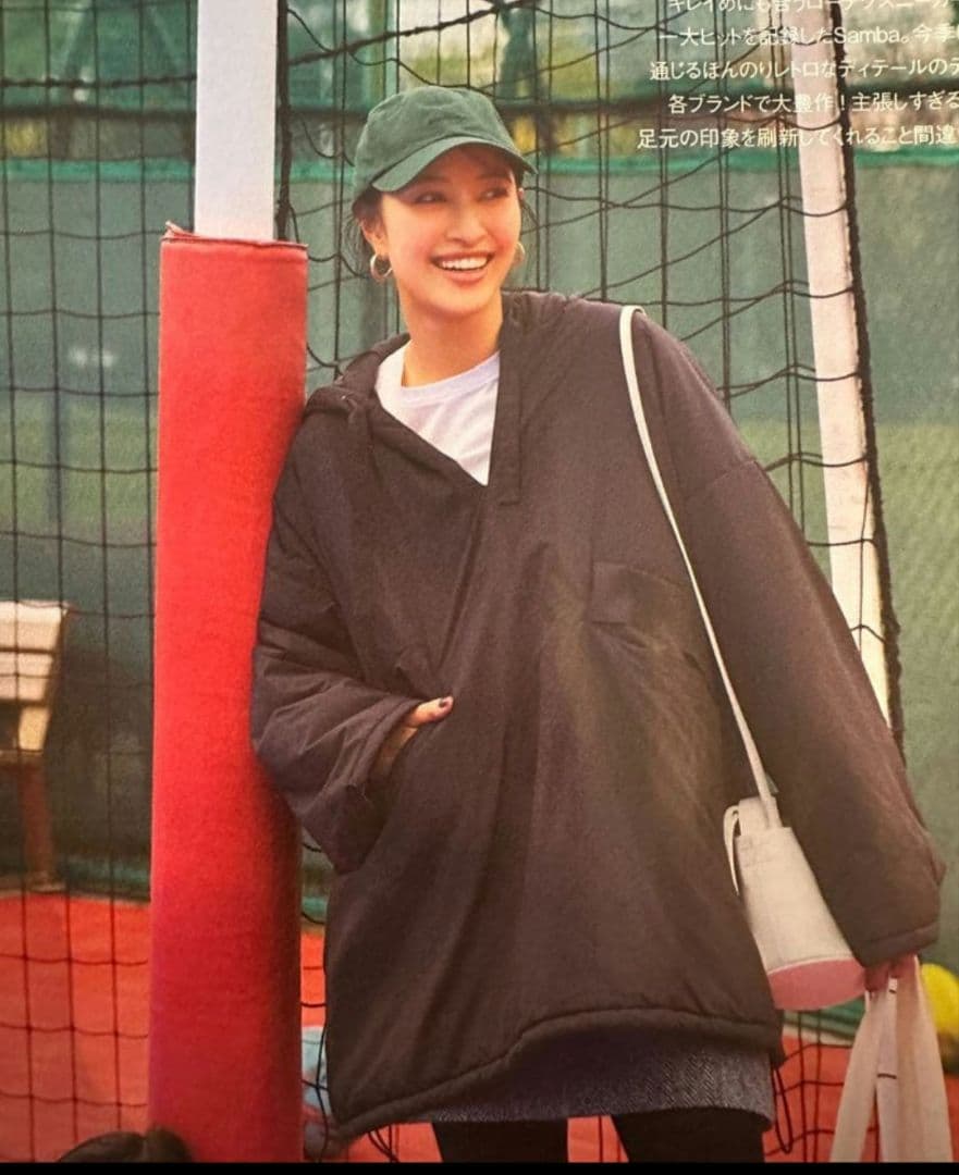 ザハイライツ THEHIGHLIGHTS ダウンジャケット 黒　2　マチャット